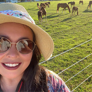 Meet your Posher, Claire